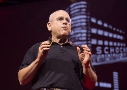 Forget grades. Let’s have fun with math: Shimon Schocken at TEDGlobal 2012