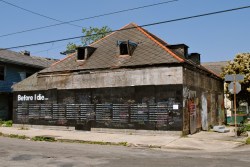 6 art installations by Candy Chang that make the viewer part of the piece