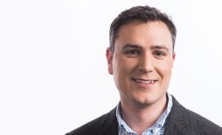 You found a planet!: Robert Simpson crowdsources scientific research and accelerates discovery at Zooniverse