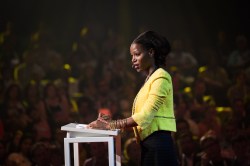 Our passports don’t define us: Taiye Selasi live at TEDGlobal 2014