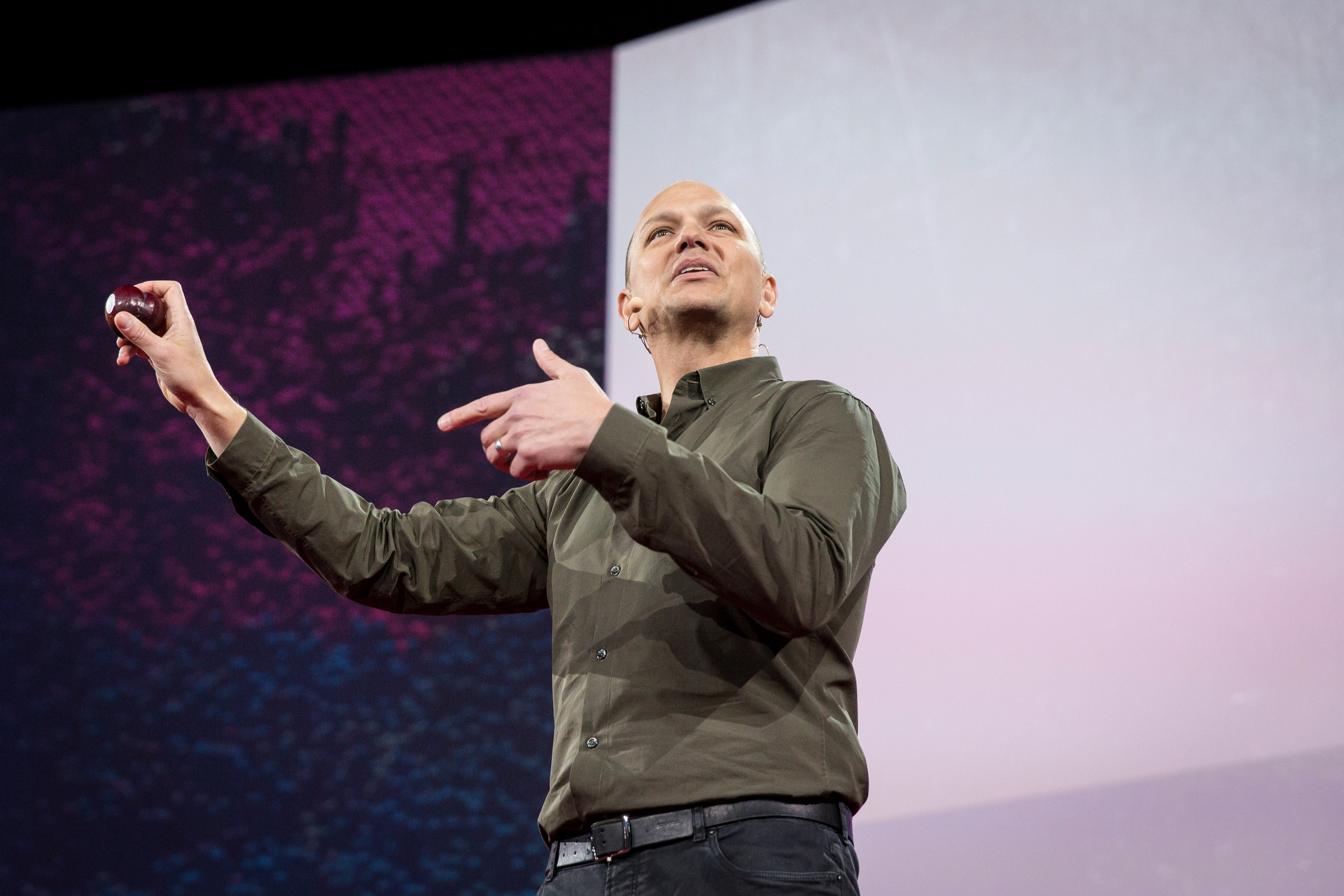 Look broader, look closer, think younger: Tony Fadell speaks at
TED2015