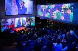 How to radically craft a stage design