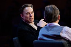 Elon Musk talks Twitter, Tesla and how his brain works at TED2022